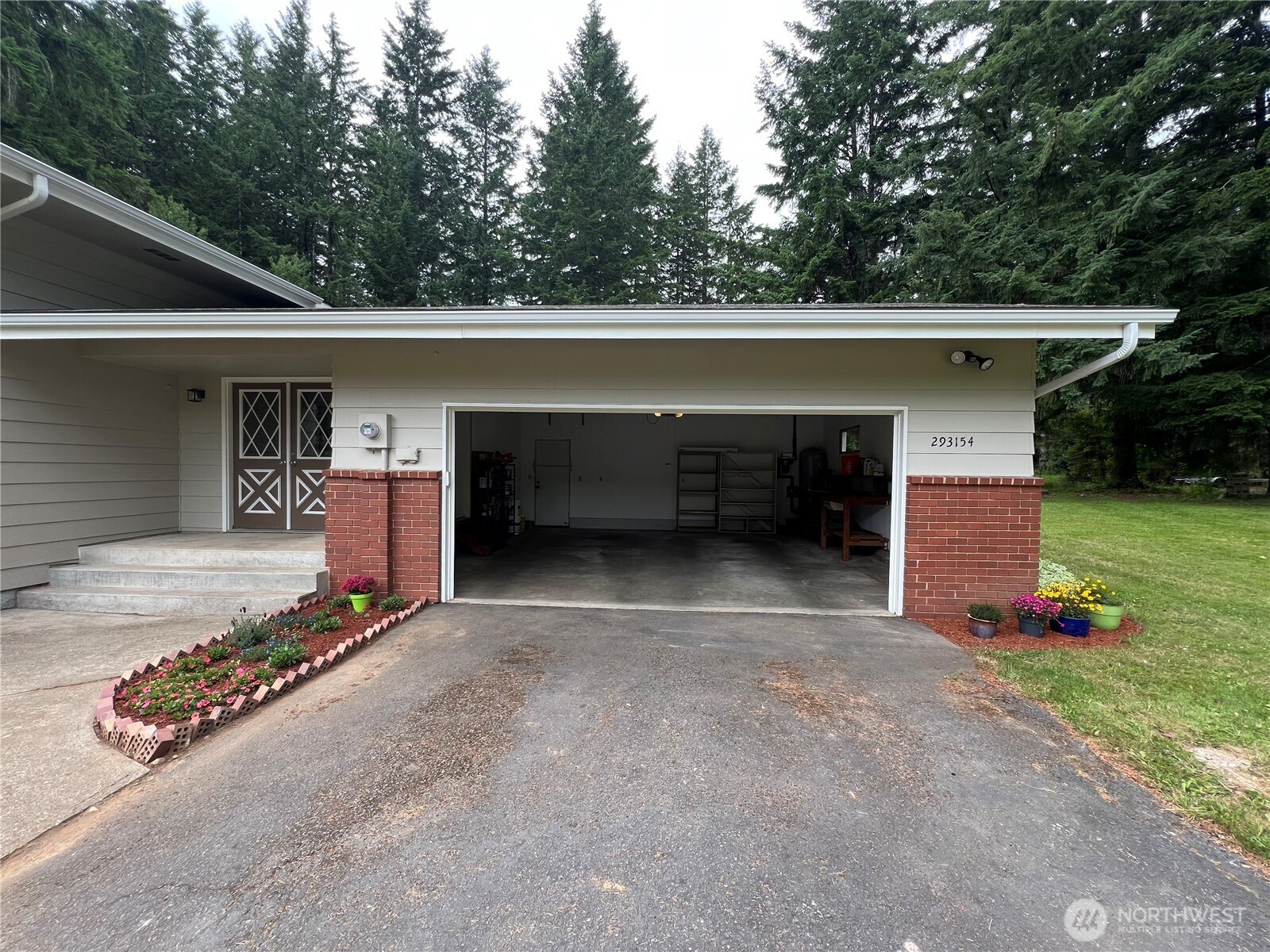293154 Highway 101 , Quilcene, WA 98376