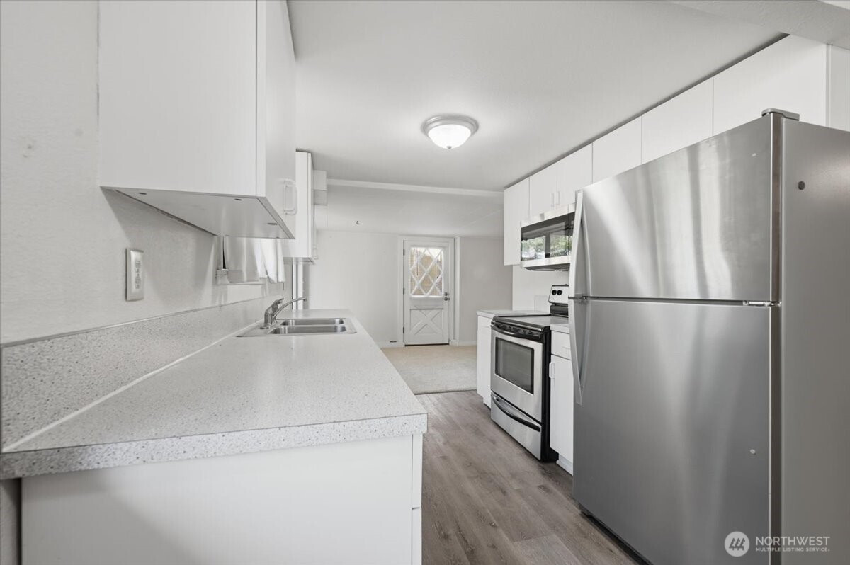 6251 3rd Avenue NW, Seattle, WA 98107