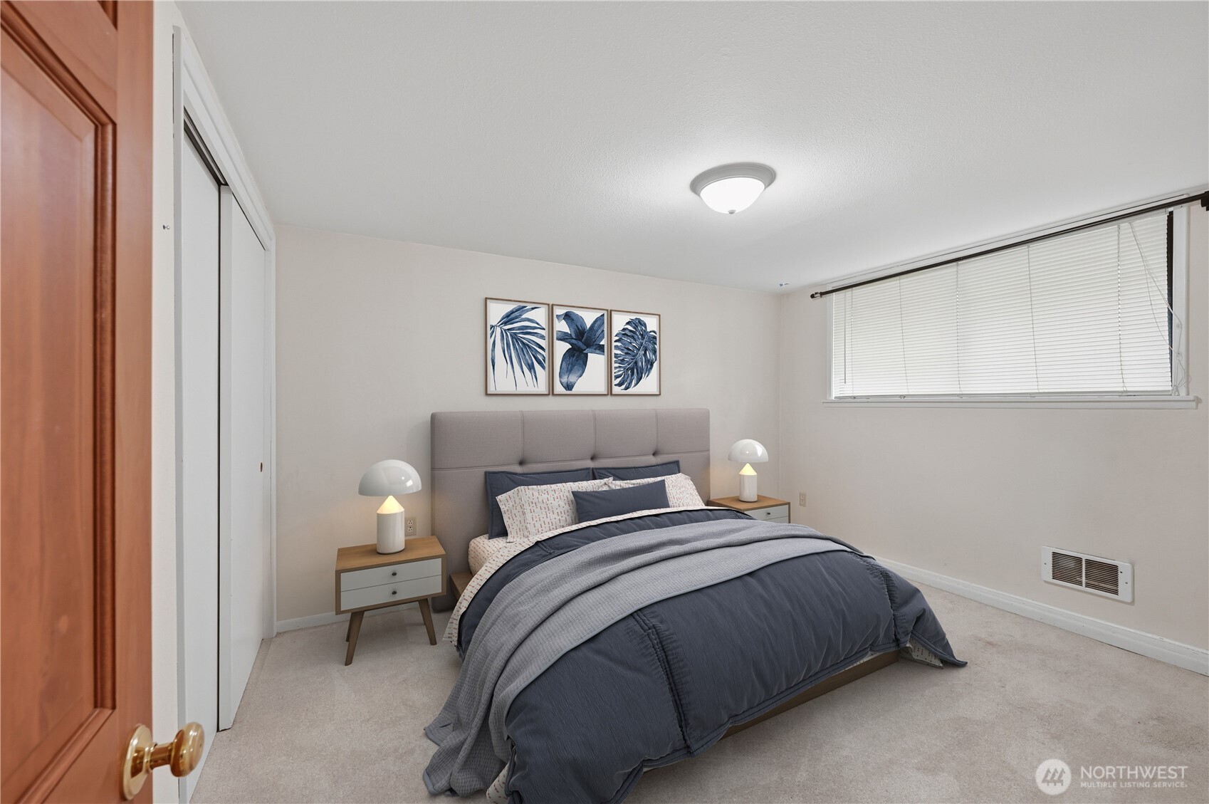 6251 3rd Avenue NW, Seattle, WA 98107
