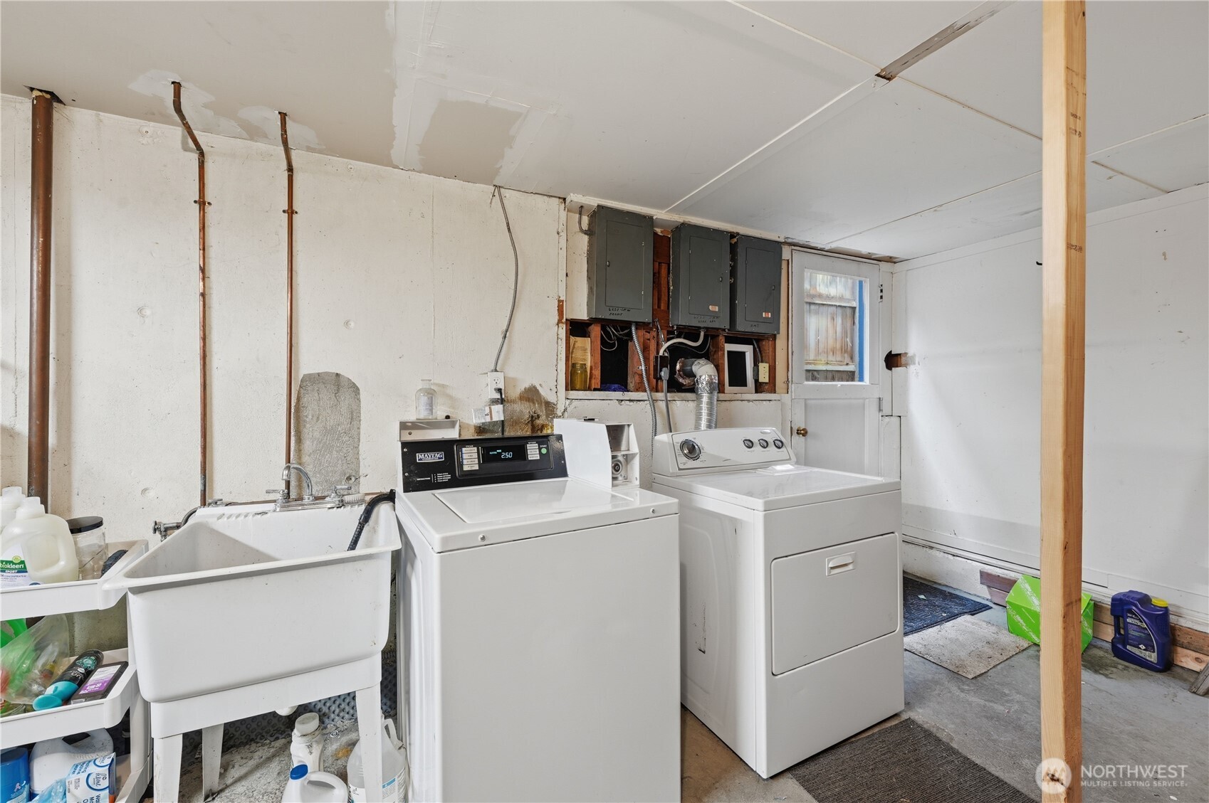 6251 3rd Avenue NW, Seattle, WA 98107