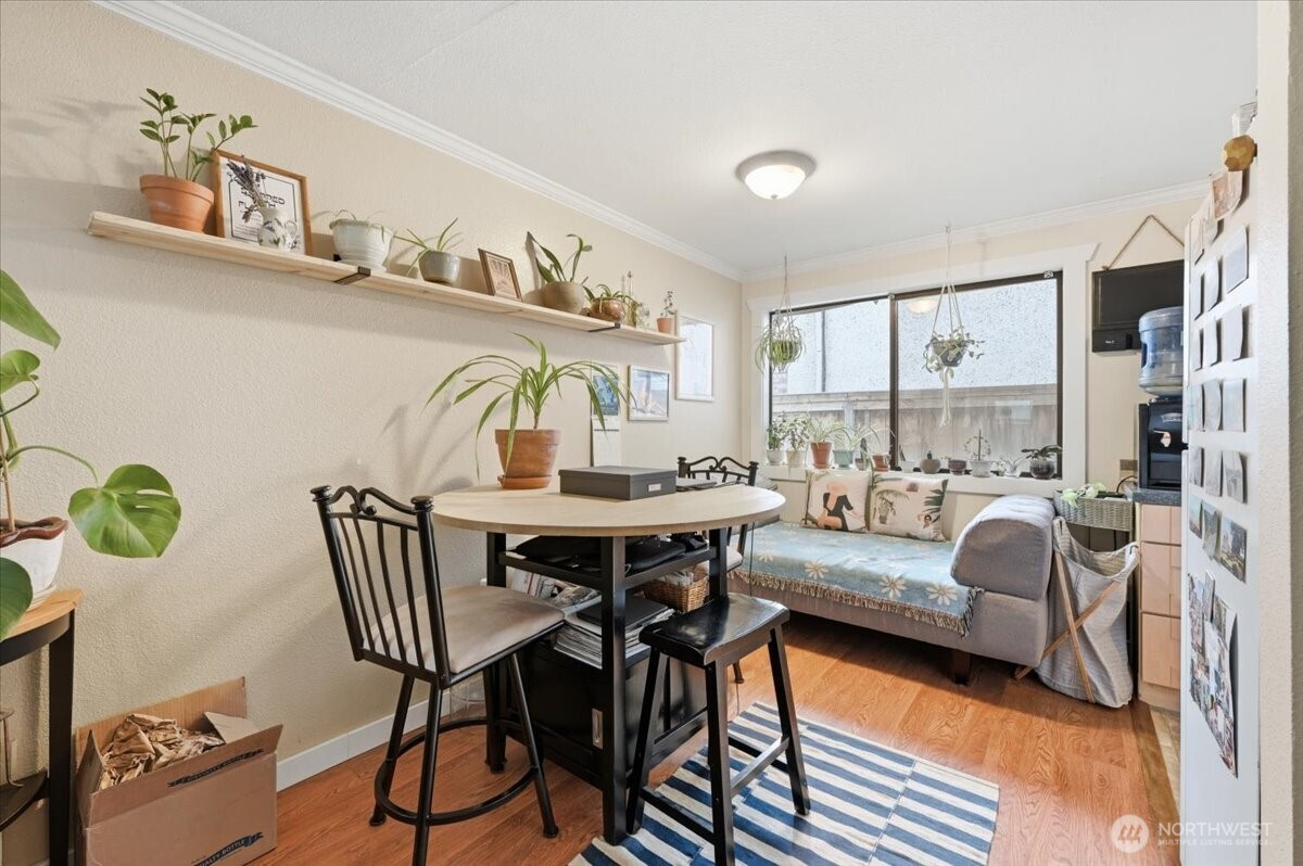 6251 3rd Avenue NW, Seattle, WA 98107