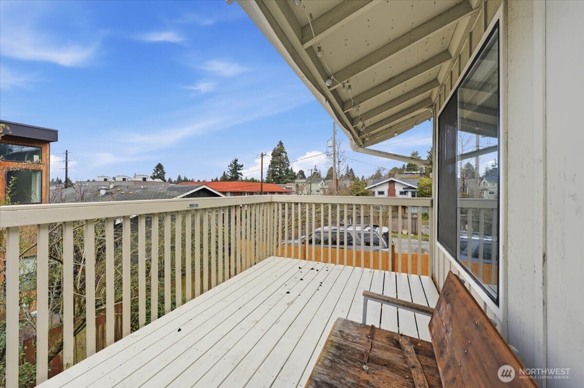 6251 3rd Avenue NW, Seattle, WA 98107