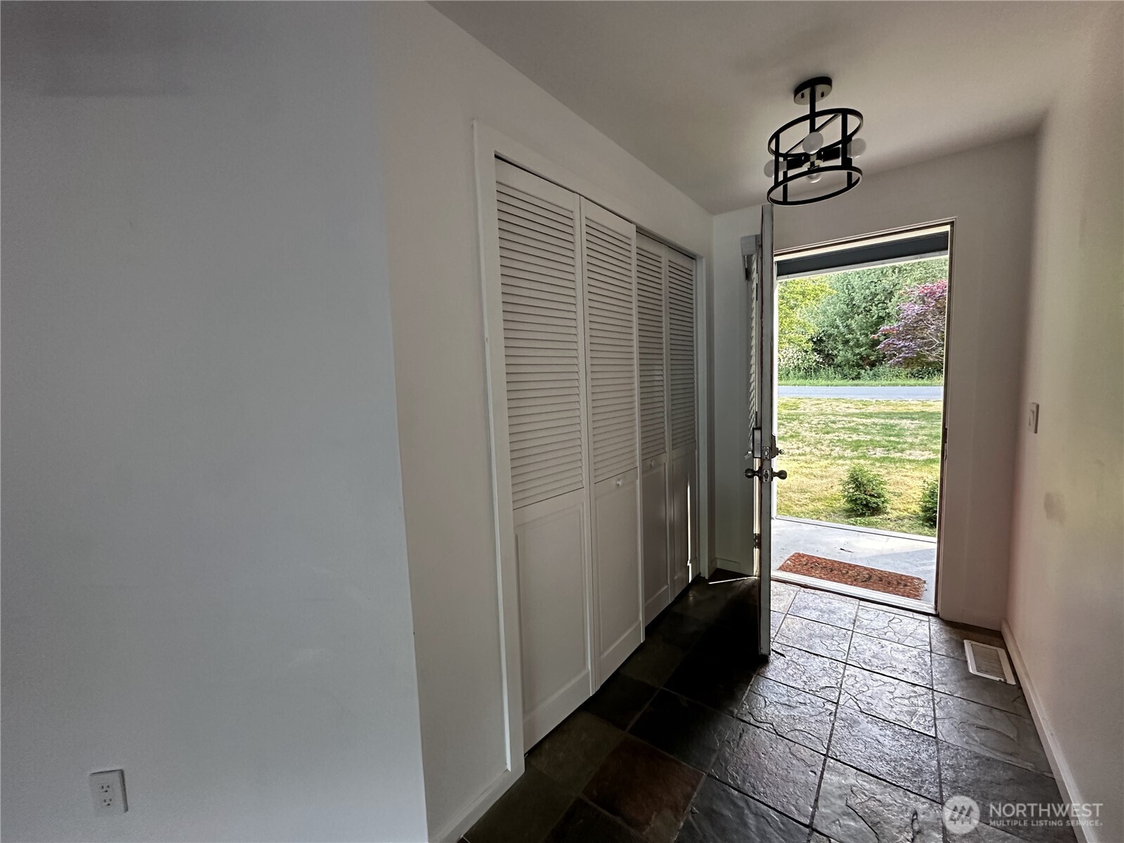 1226 Dewey Drive , Coupeville, WA 98239