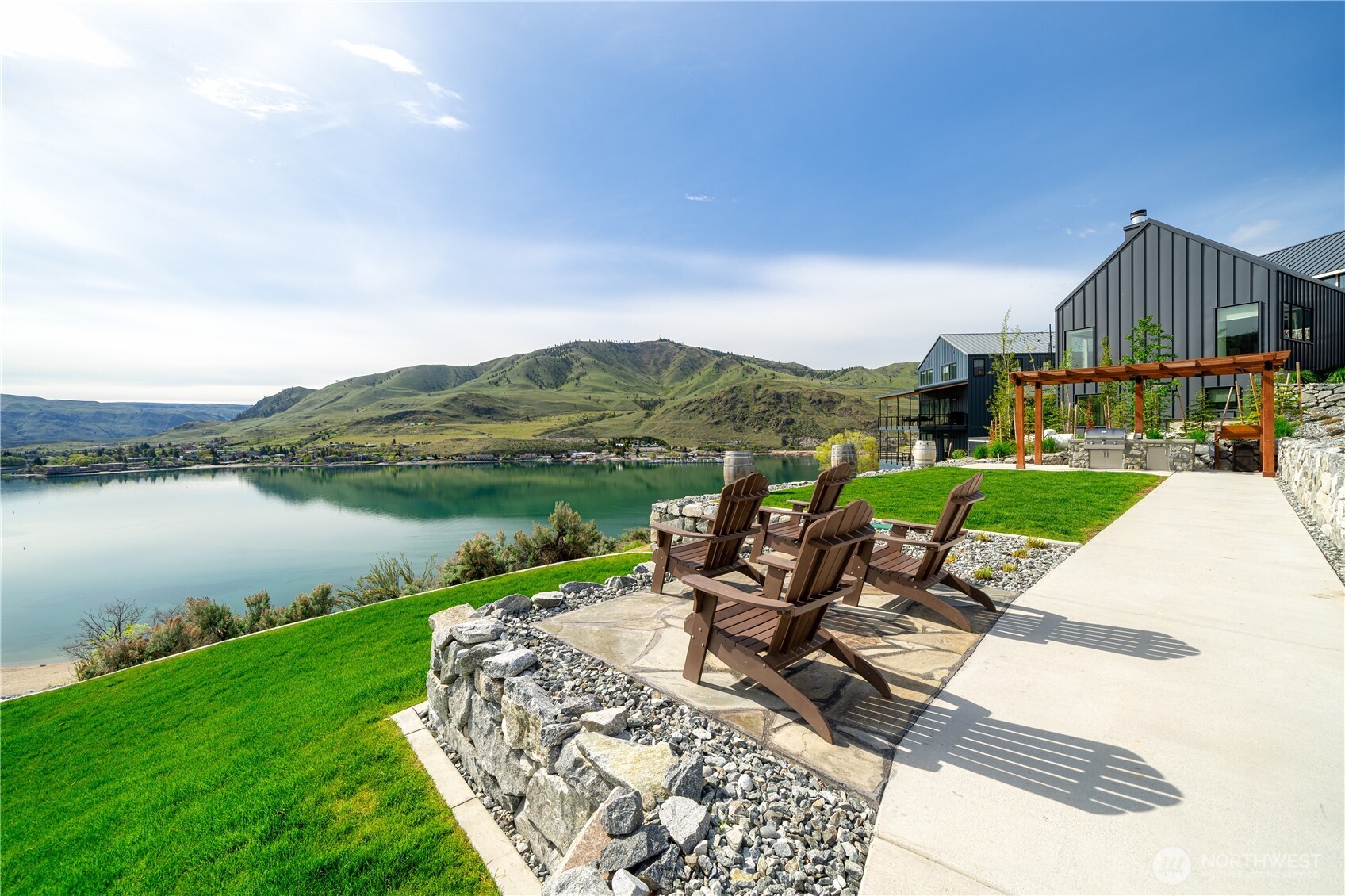 217 Bluebell Lane , Chelan, WA 98816