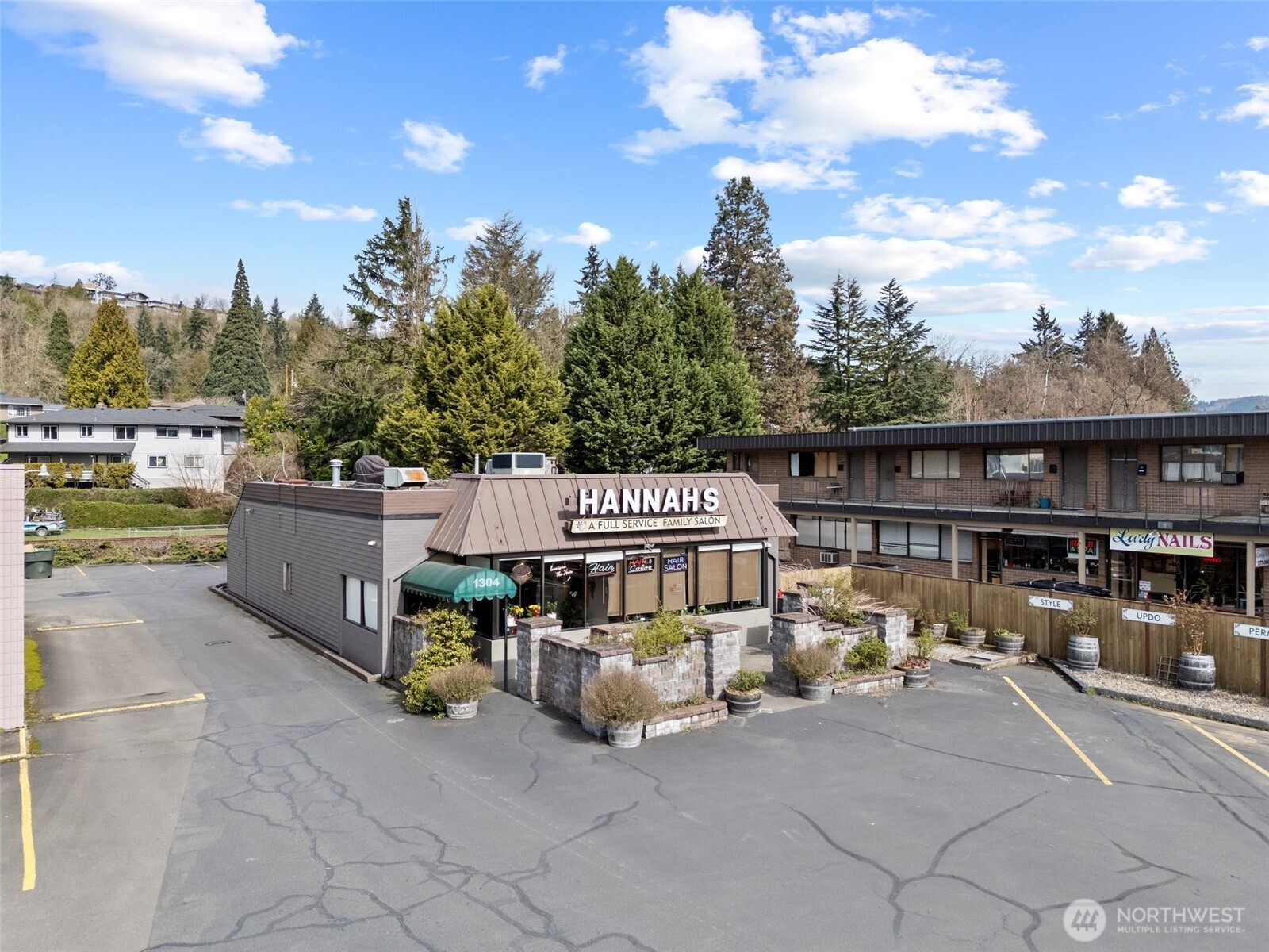 1304 Ocean Beach Highway , Longview, WA 98632