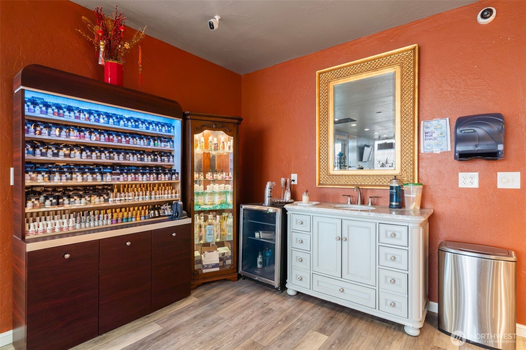 1304 Ocean Beach Highway , Longview, WA 98632