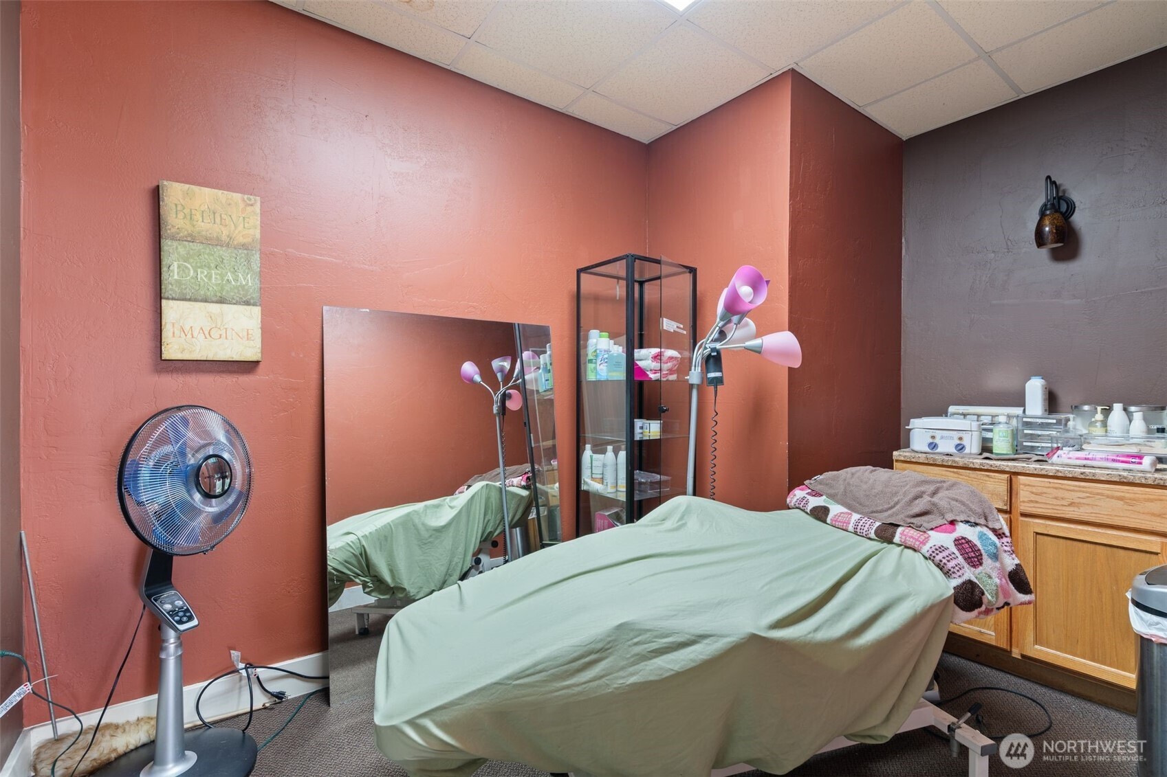 1304 Ocean Beach Highway , Longview, WA 98632