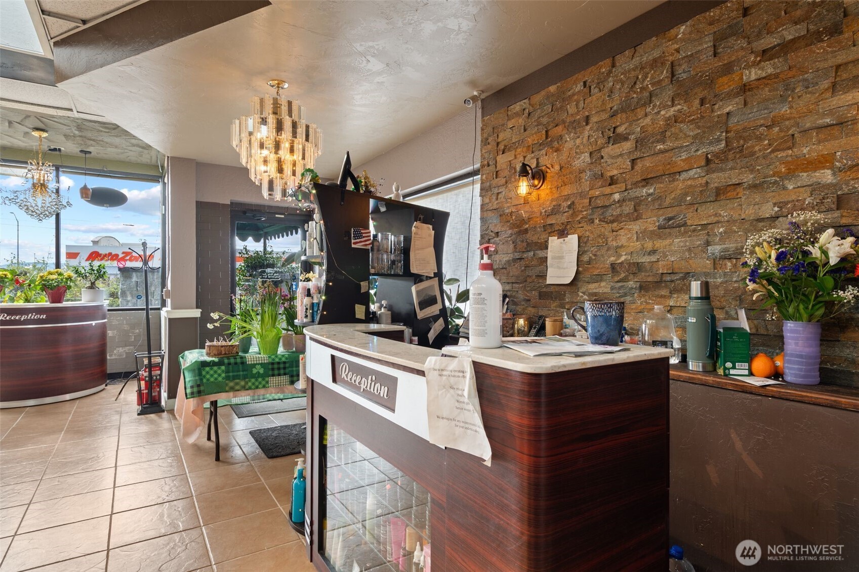 1304 Ocean Beach Highway , Longview, WA 98632