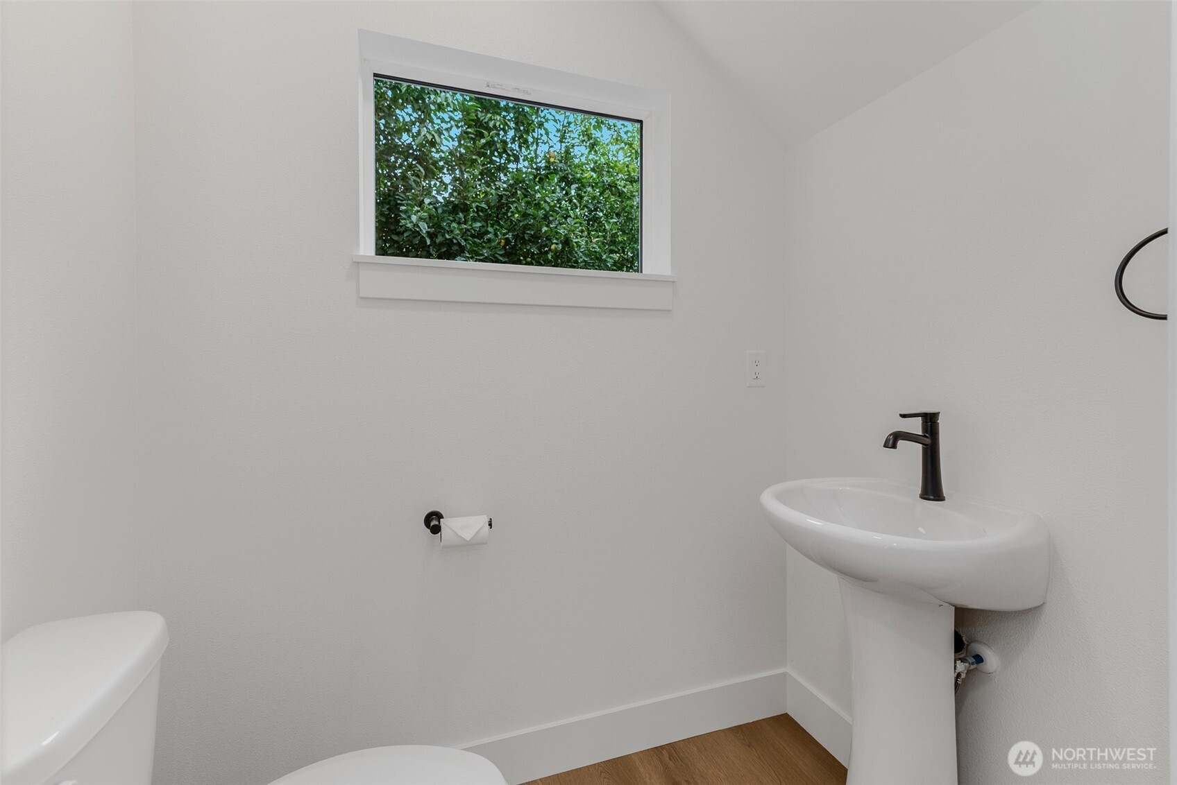 1209 S 6th Avenue , Kelso, WA 98626