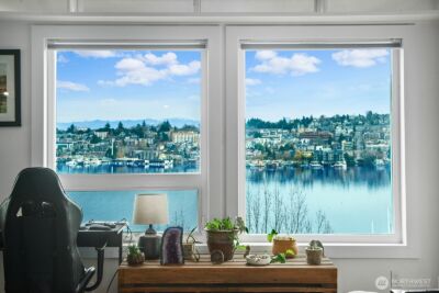 2401 8th Avenue N #202, Seattle, WA 98109