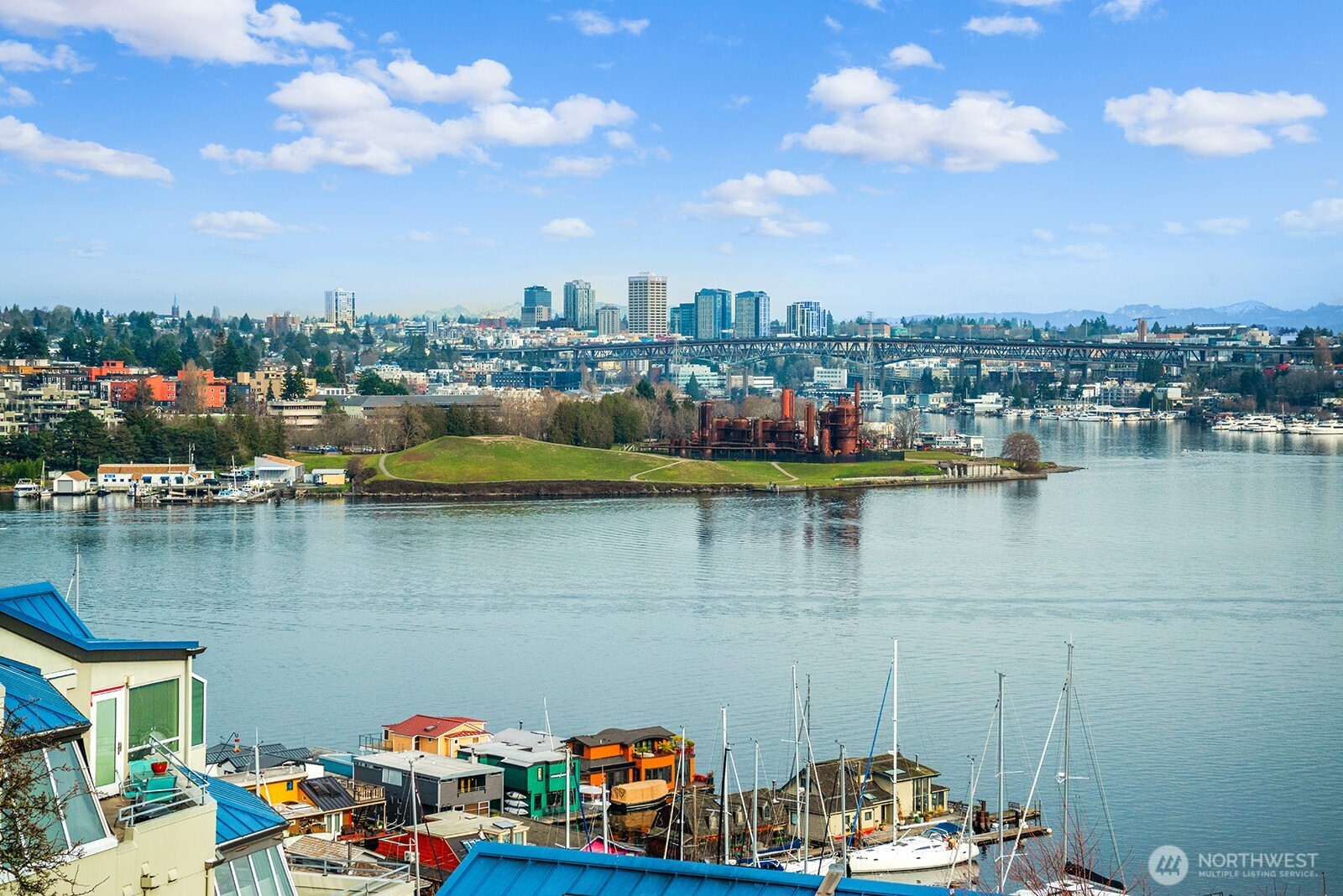 2401 8th Avenue N #202, Seattle, WA 98109