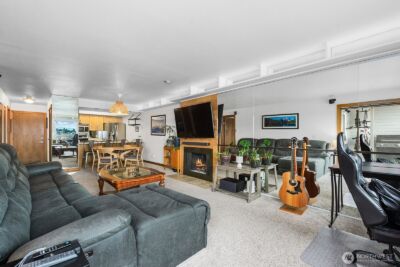 2401 8th Avenue N #202, Seattle, WA 98109 - Photo 6