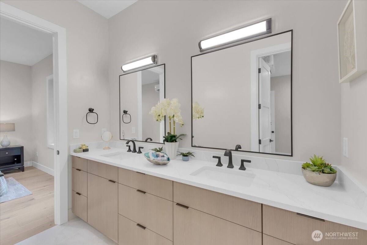 4025 NE 172nd Avenue , Redmond, WA 98052