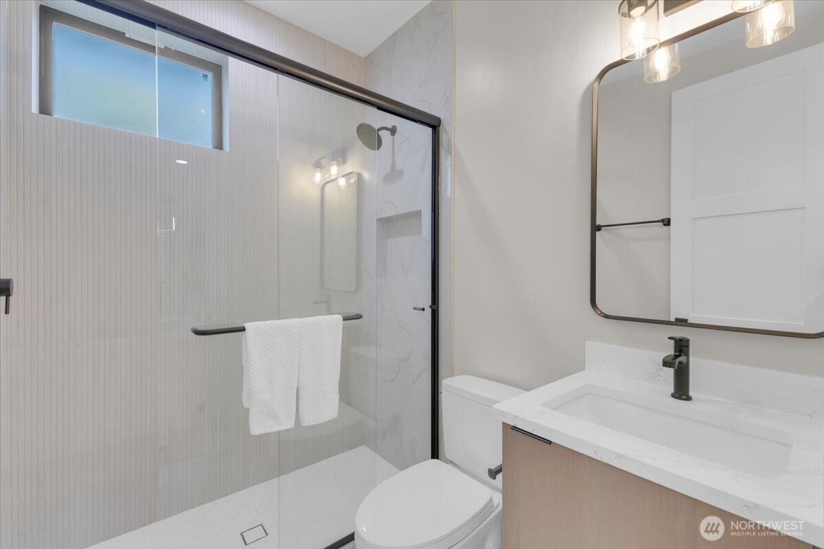4025 NE 172nd Avenue , Redmond, WA 98052