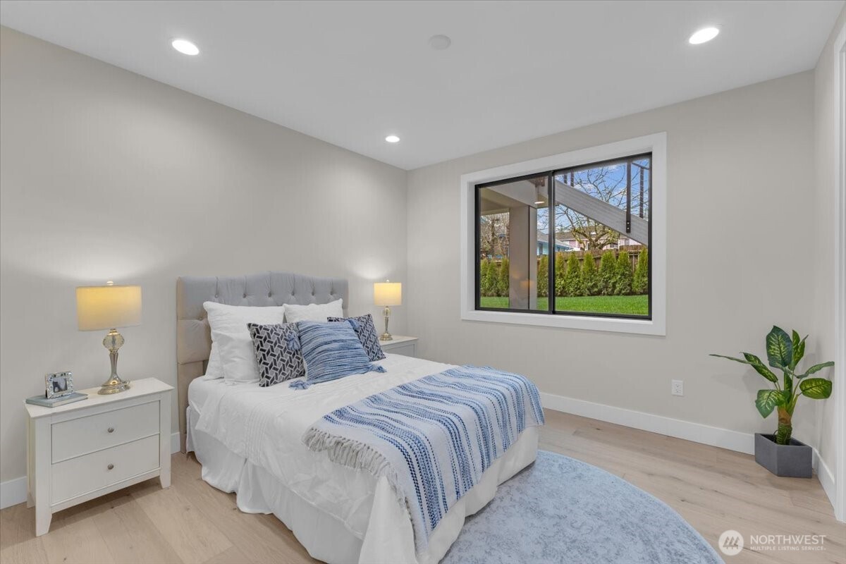4025 NE 172nd Avenue , Redmond, WA 98052