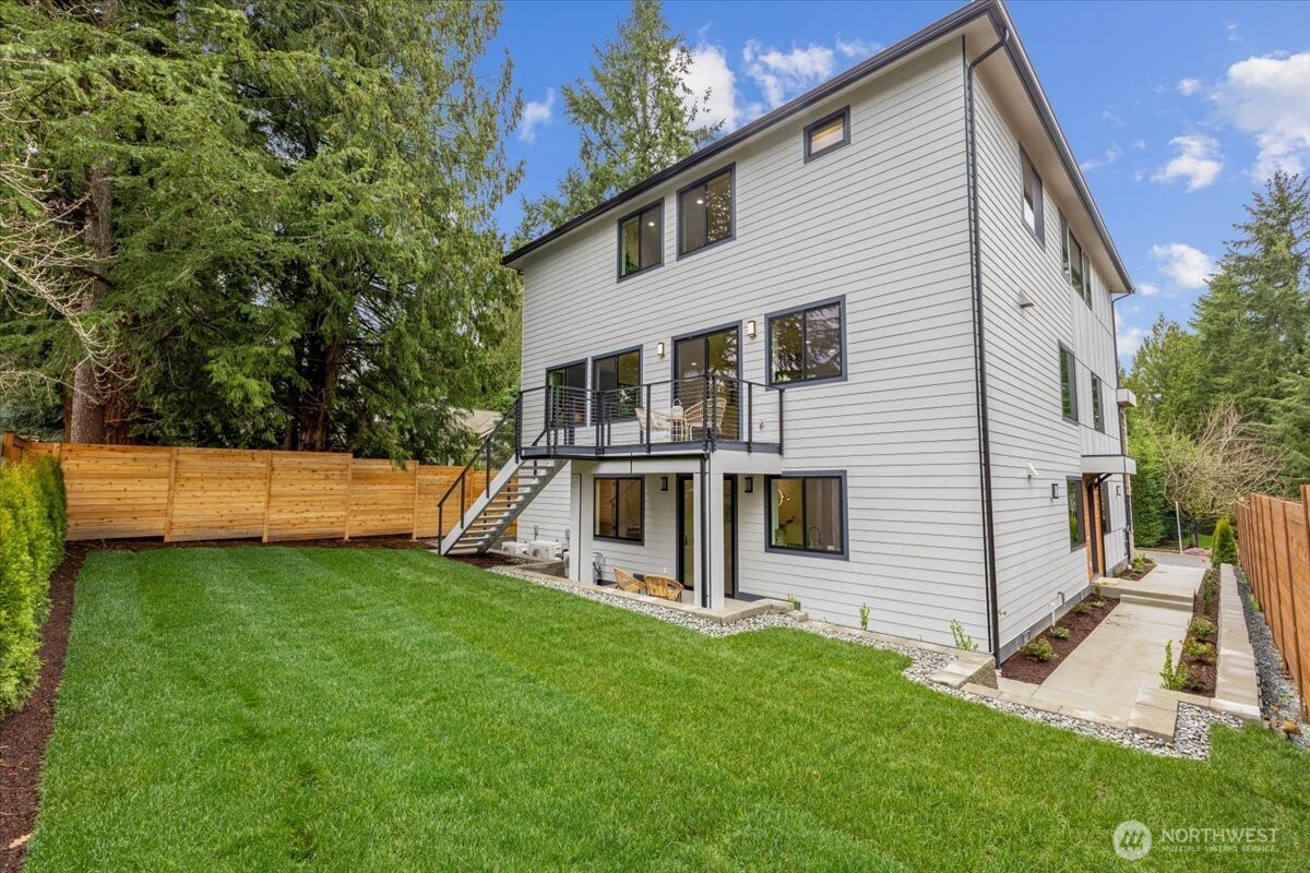 4025 NE 172nd Avenue , Redmond, WA 98052