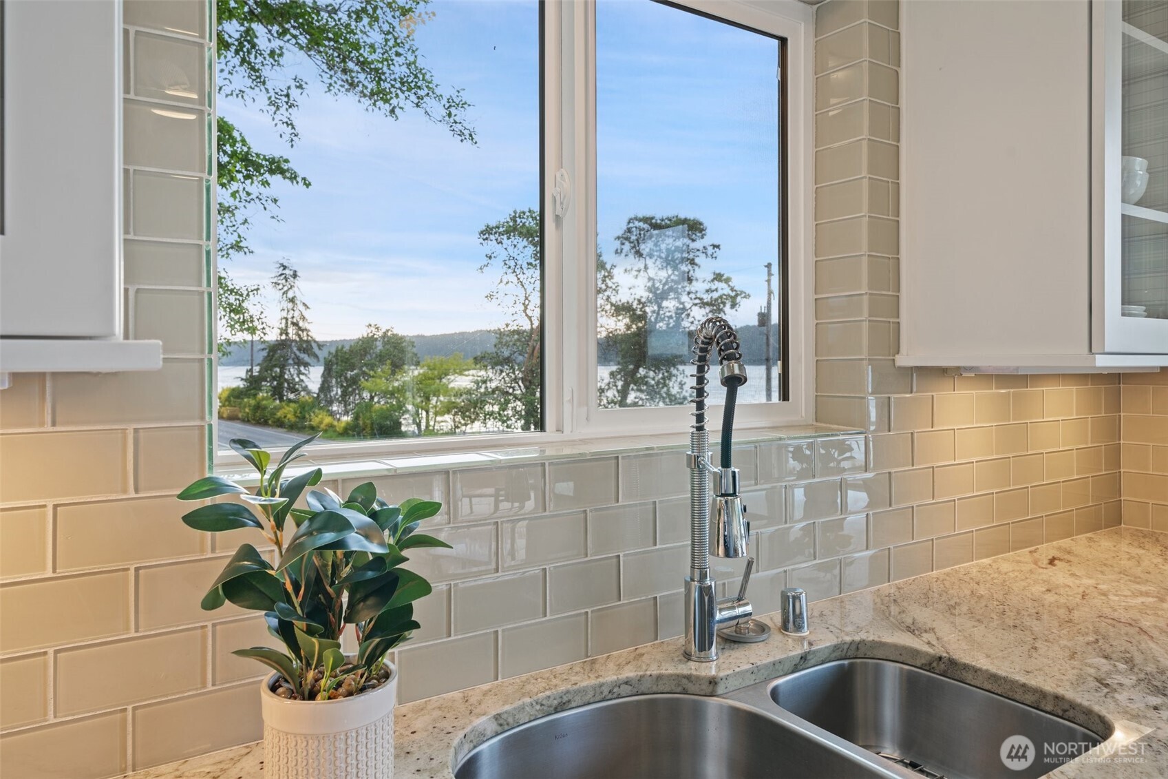 13320 E State Route 106 , Belfair, WA 98528