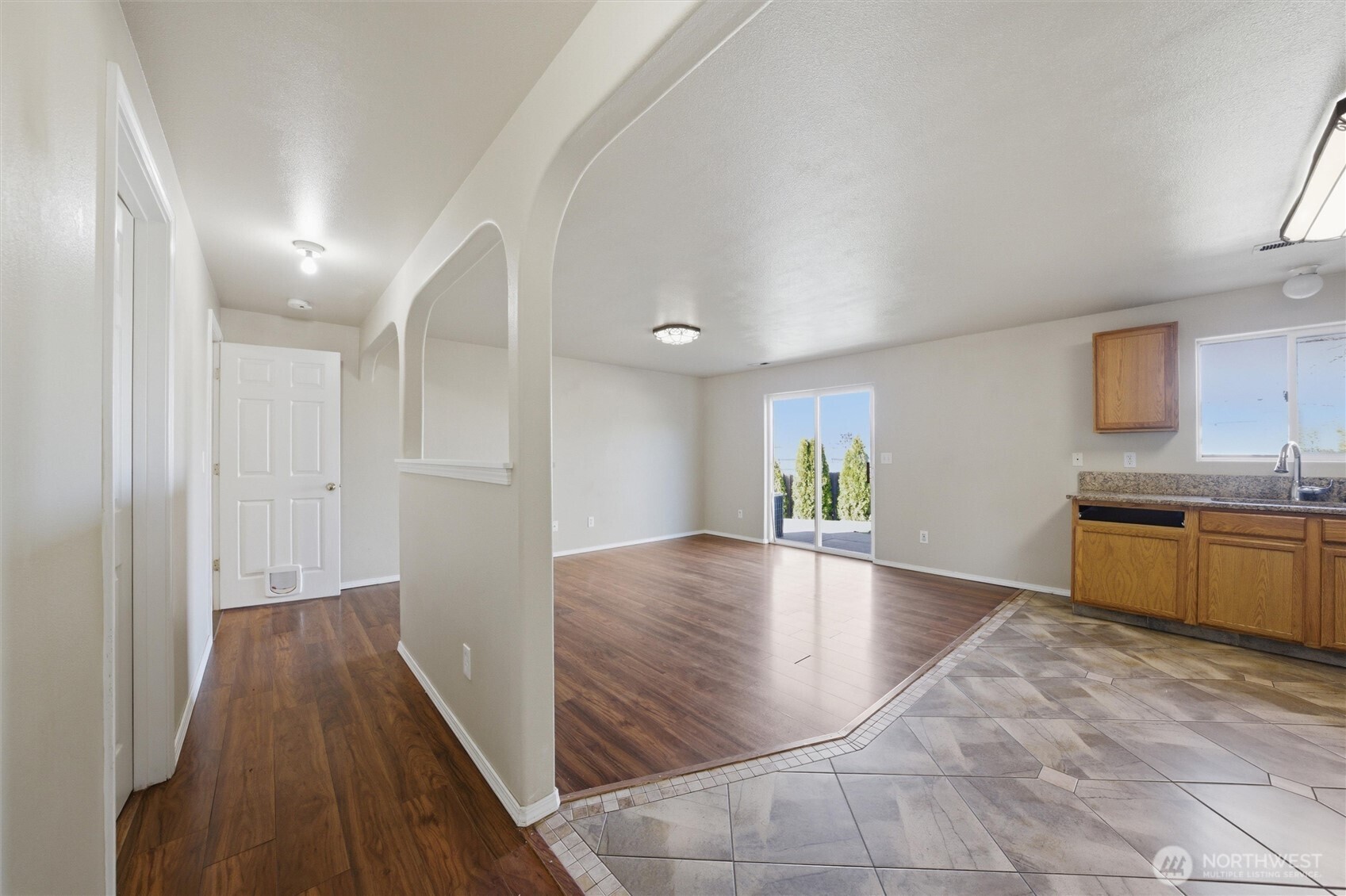 1705 SE Market Street , College Place, WA 99324