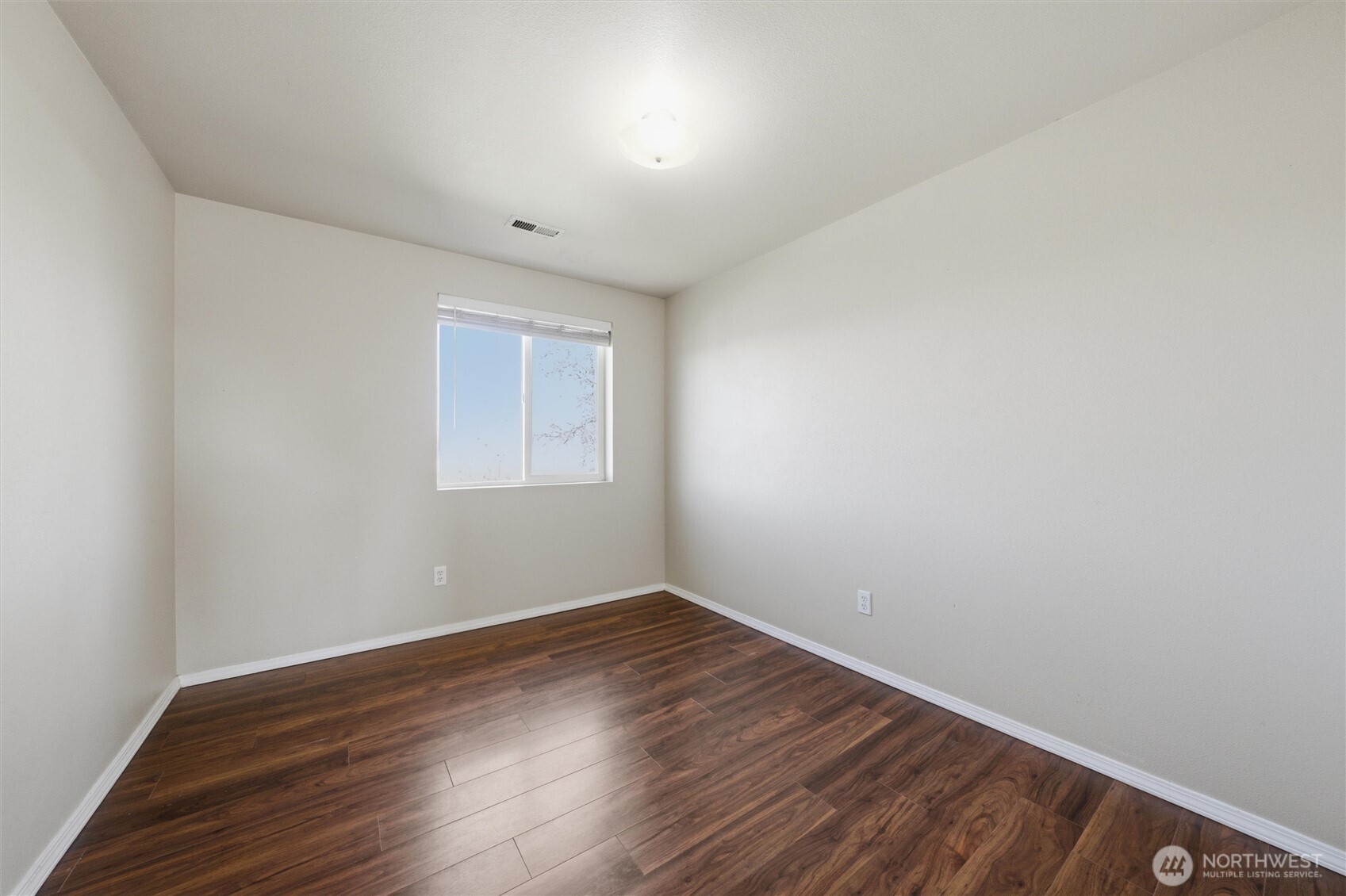 1705 SE Market Street , College Place, WA 99324