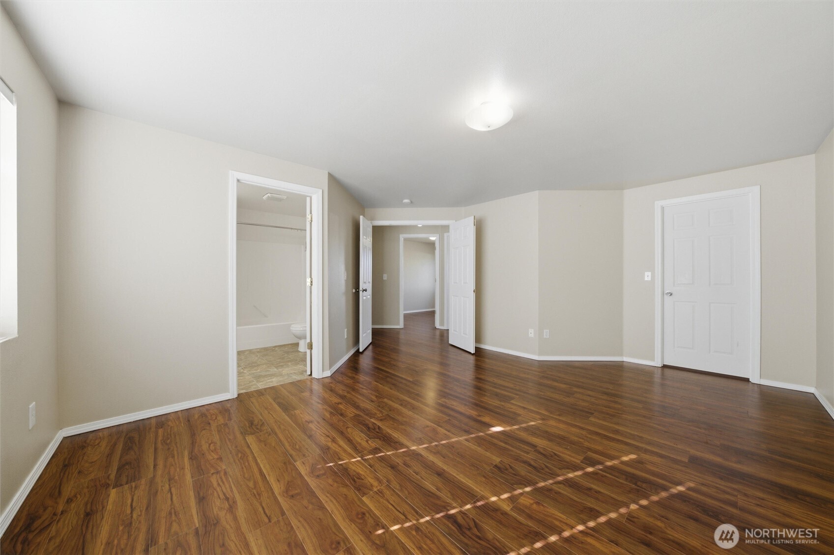 1705 SE Market Street , College Place, WA 99324