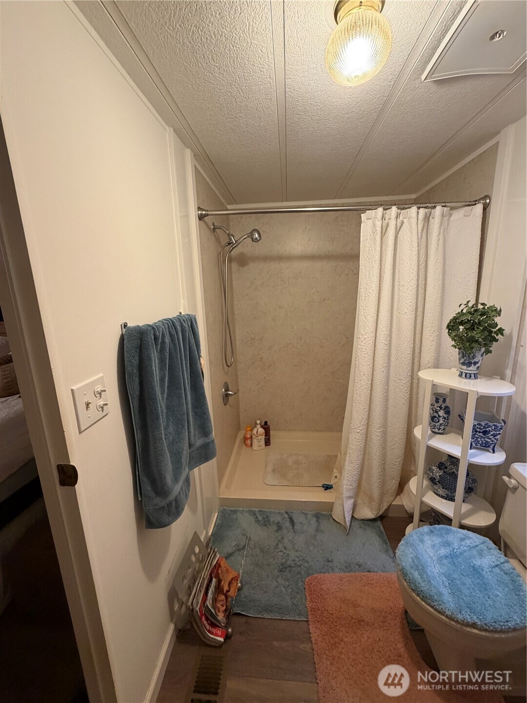 380 E Pole Road #13, Lynden, WA 98264