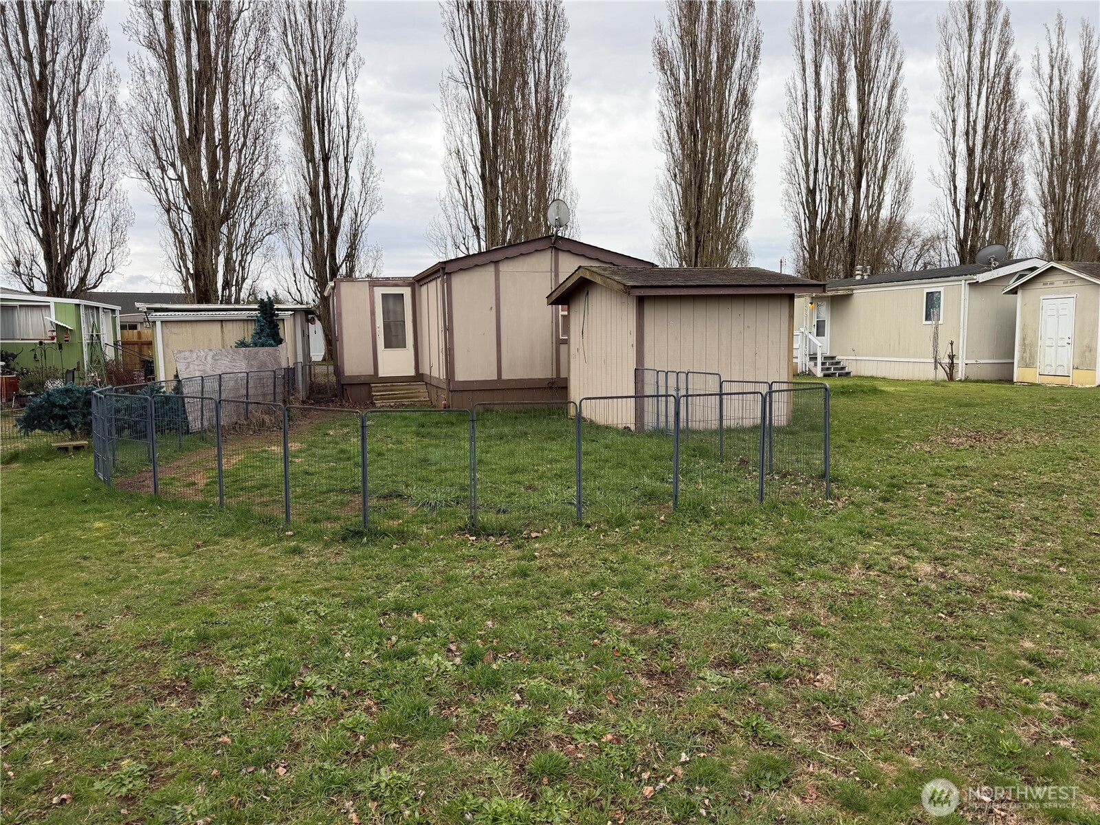 380 E Pole Road #13, Lynden, WA 98264
