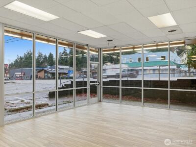 5802 Evergreen Way , Everett, WA 98203 - Photo 17