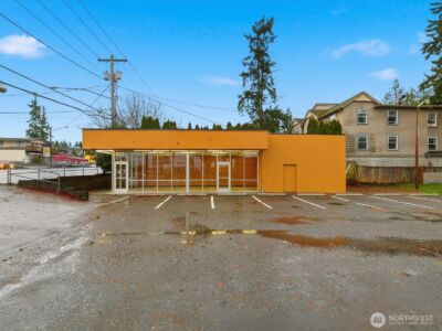 5802 Evergreen Way , Everett, WA 98203 - Photo 2