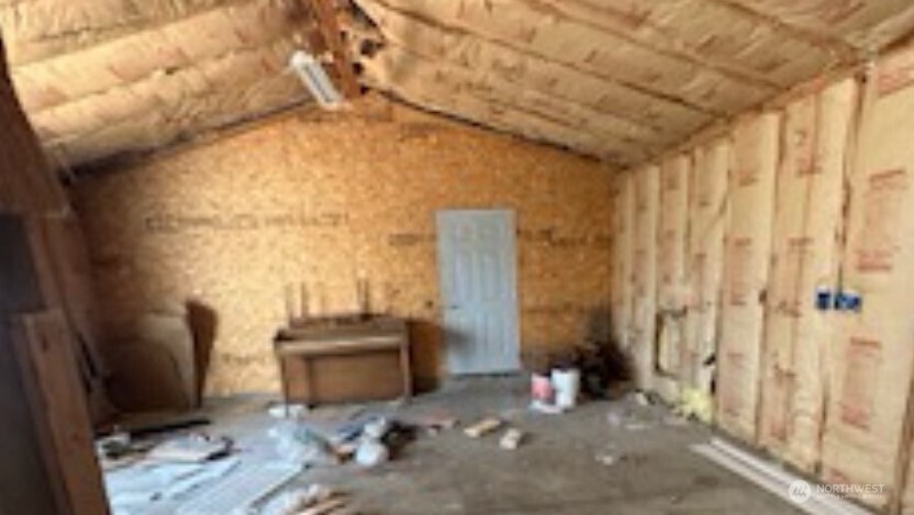 193 Golden Road , Oroville, WA 98844