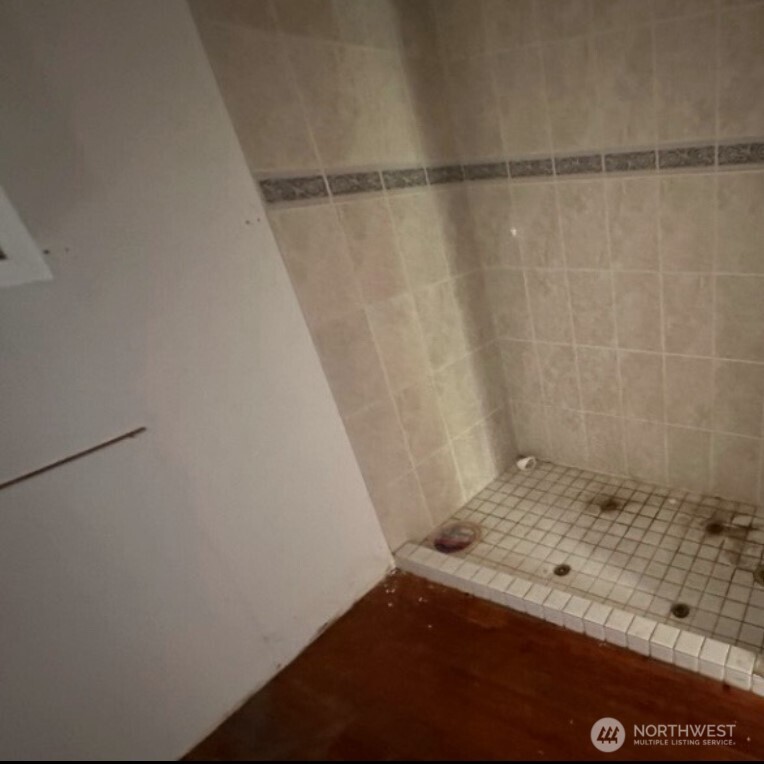 193 Golden Road , Oroville, WA 98844