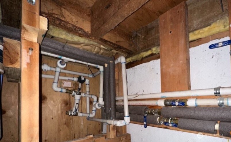 193 Golden Road , Oroville, WA 98844