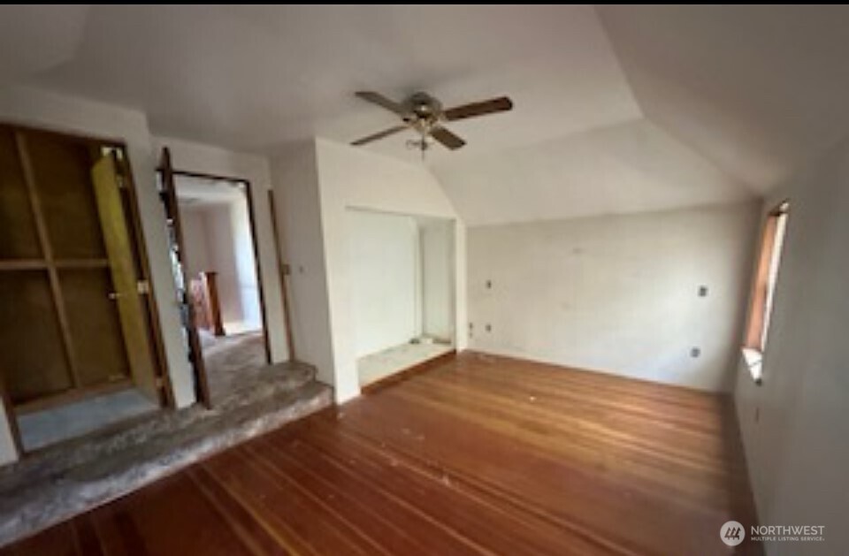 193 Golden Road , Oroville, WA 98844