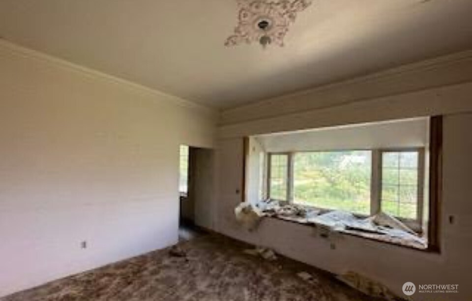 193 Golden Road , Oroville, WA 98844