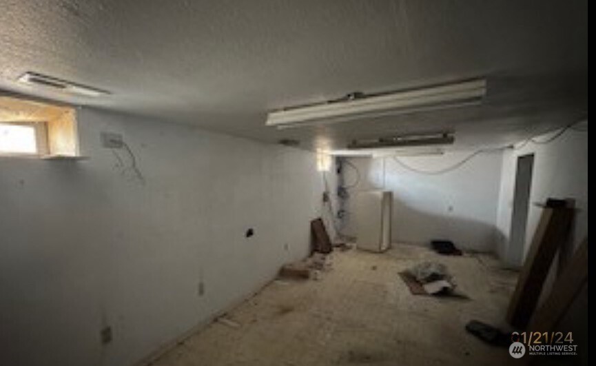 193 Golden Road , Oroville, WA 98844