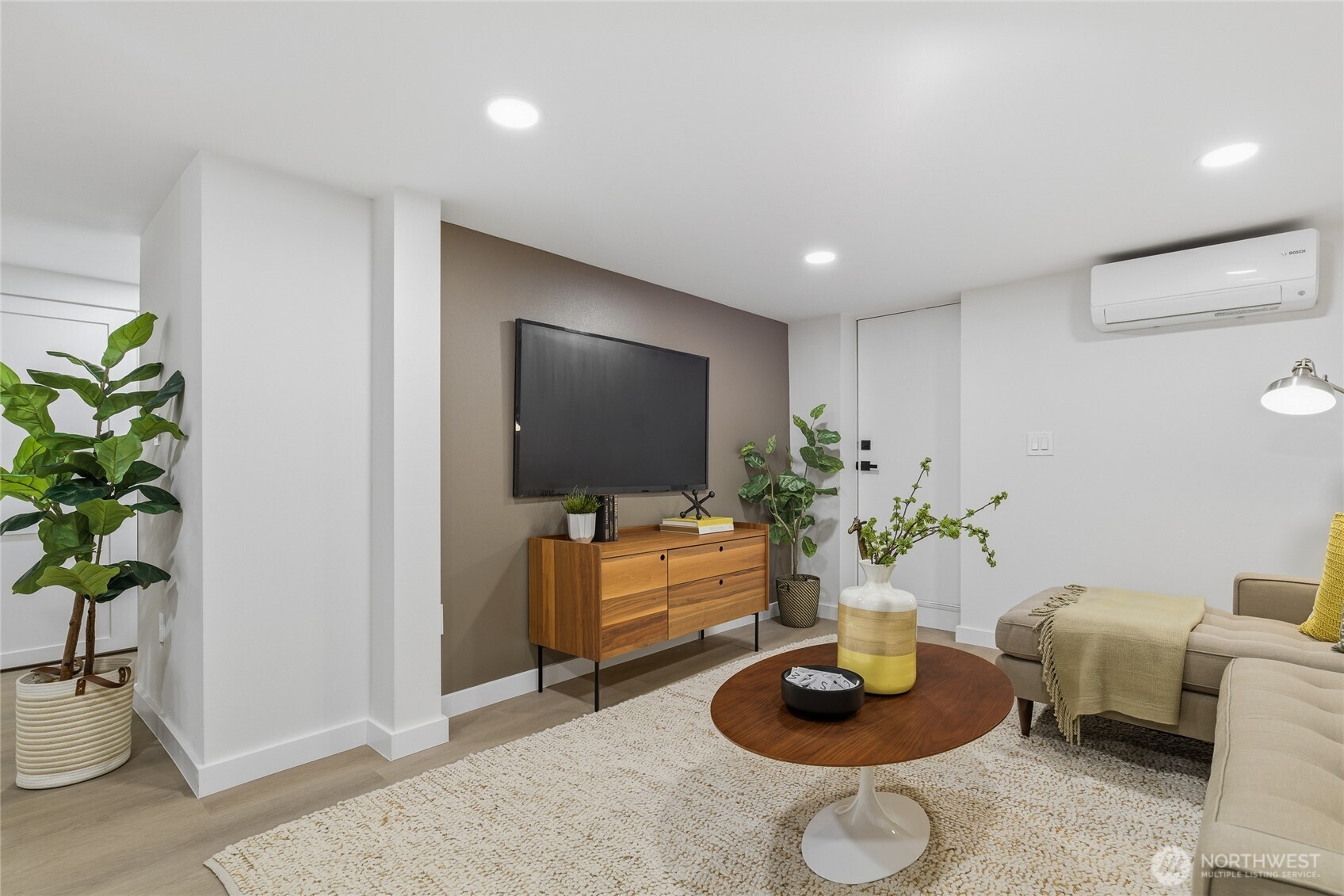 3448 14th Avenue W, Seattle, WA 98119