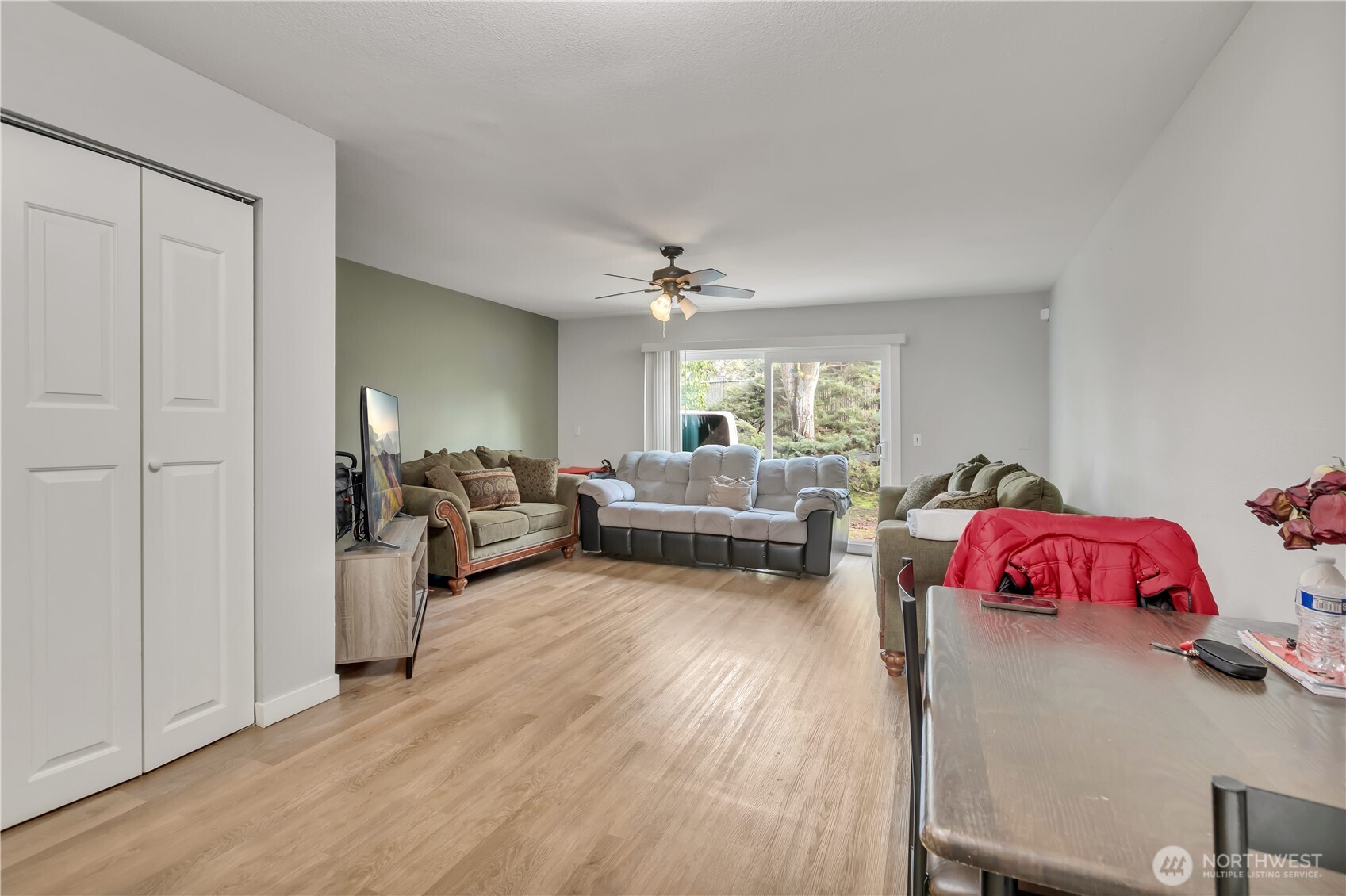 25406 106th Avenue SE #E3, Kent, WA 98030