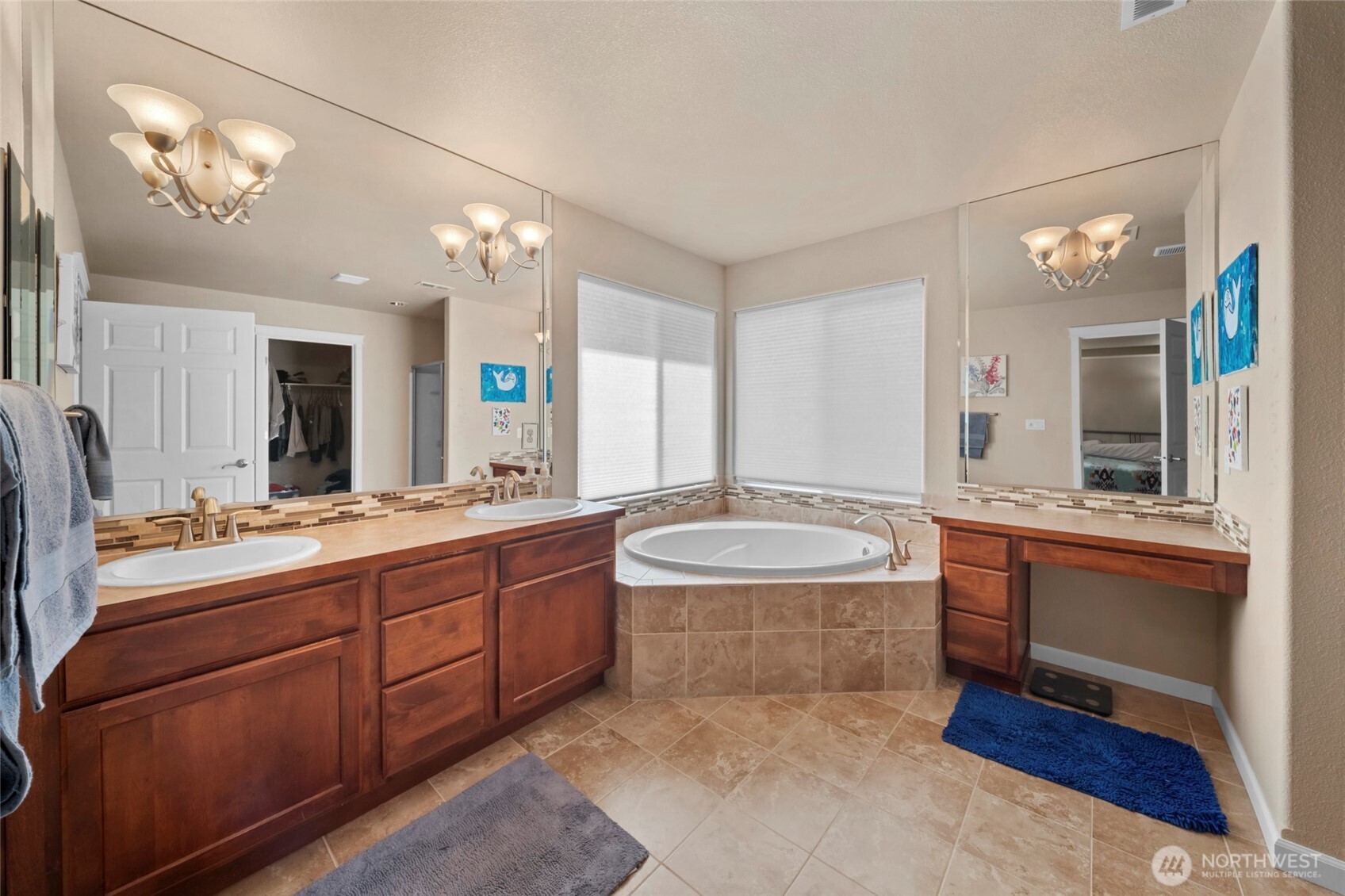 2211 Lakewood Drive SE, Olympia, WA 98501