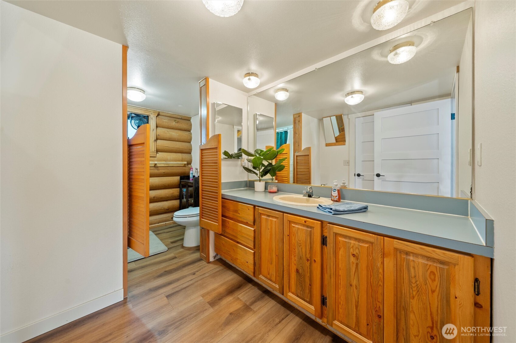 20301 Brougher Lane E, Wilbur, WA 99185