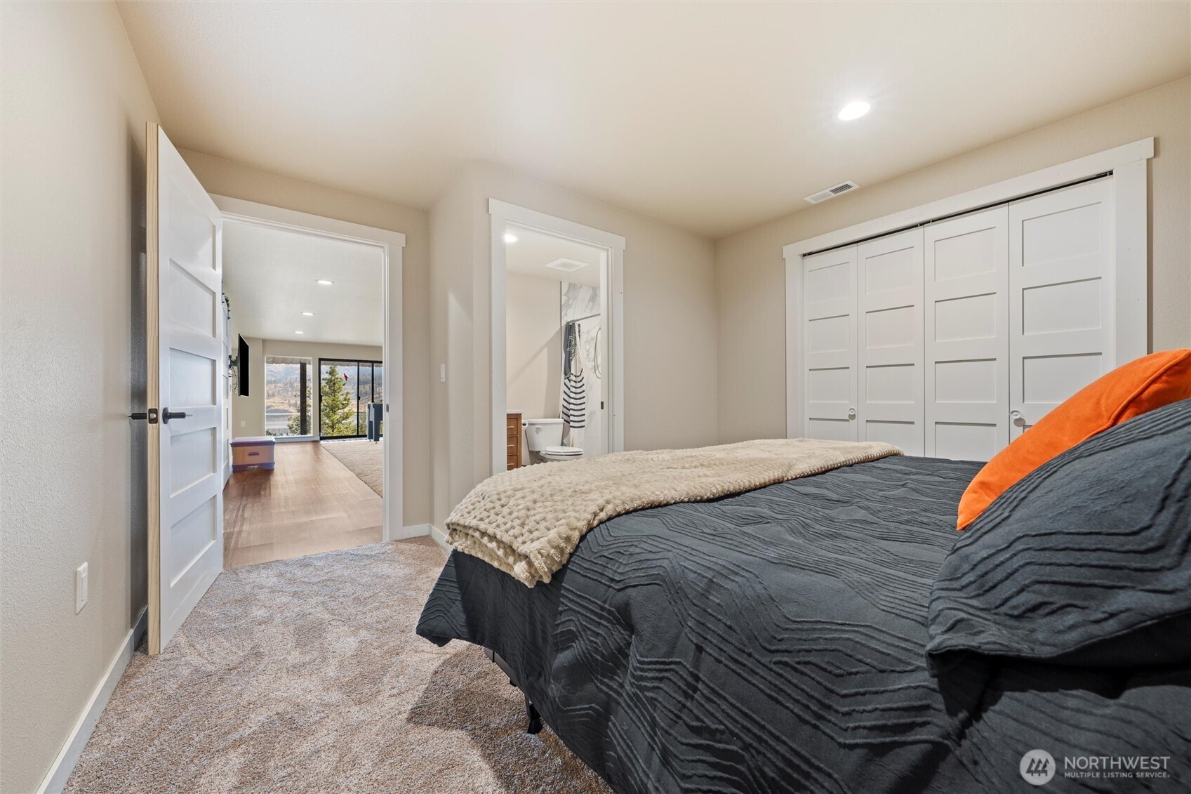 20301 Brougher Lane E, Wilbur, WA 99185