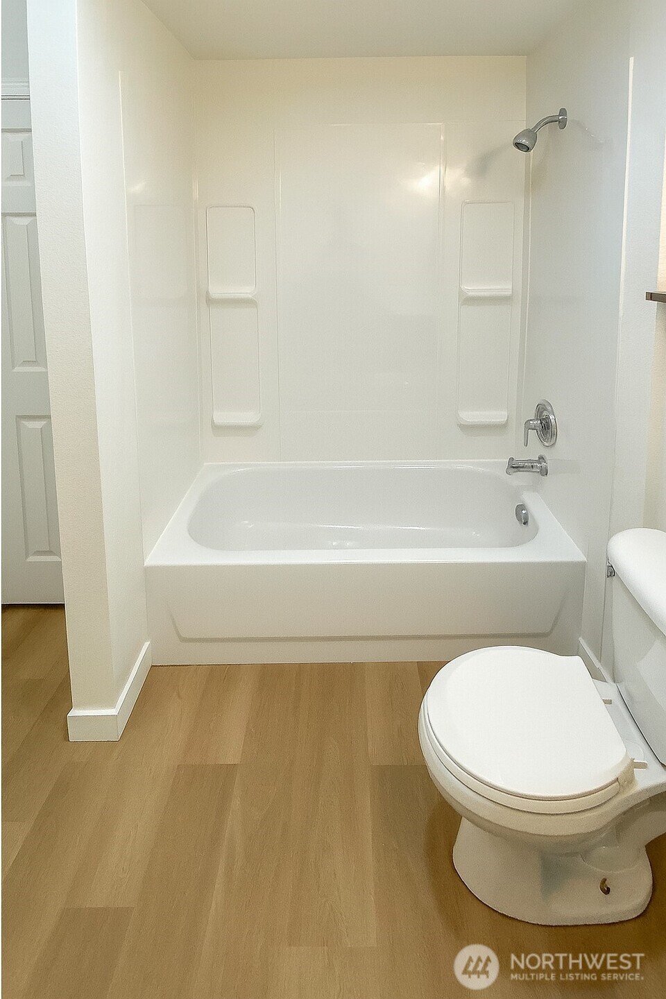 201 2nd Place SE, Pacific, WA 98047