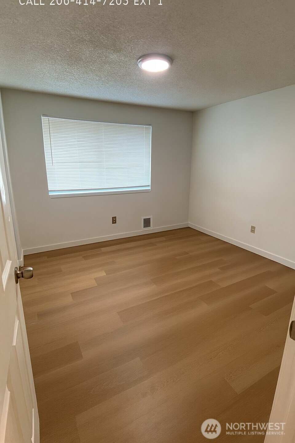 201 2nd Place SE, Pacific, WA 98047