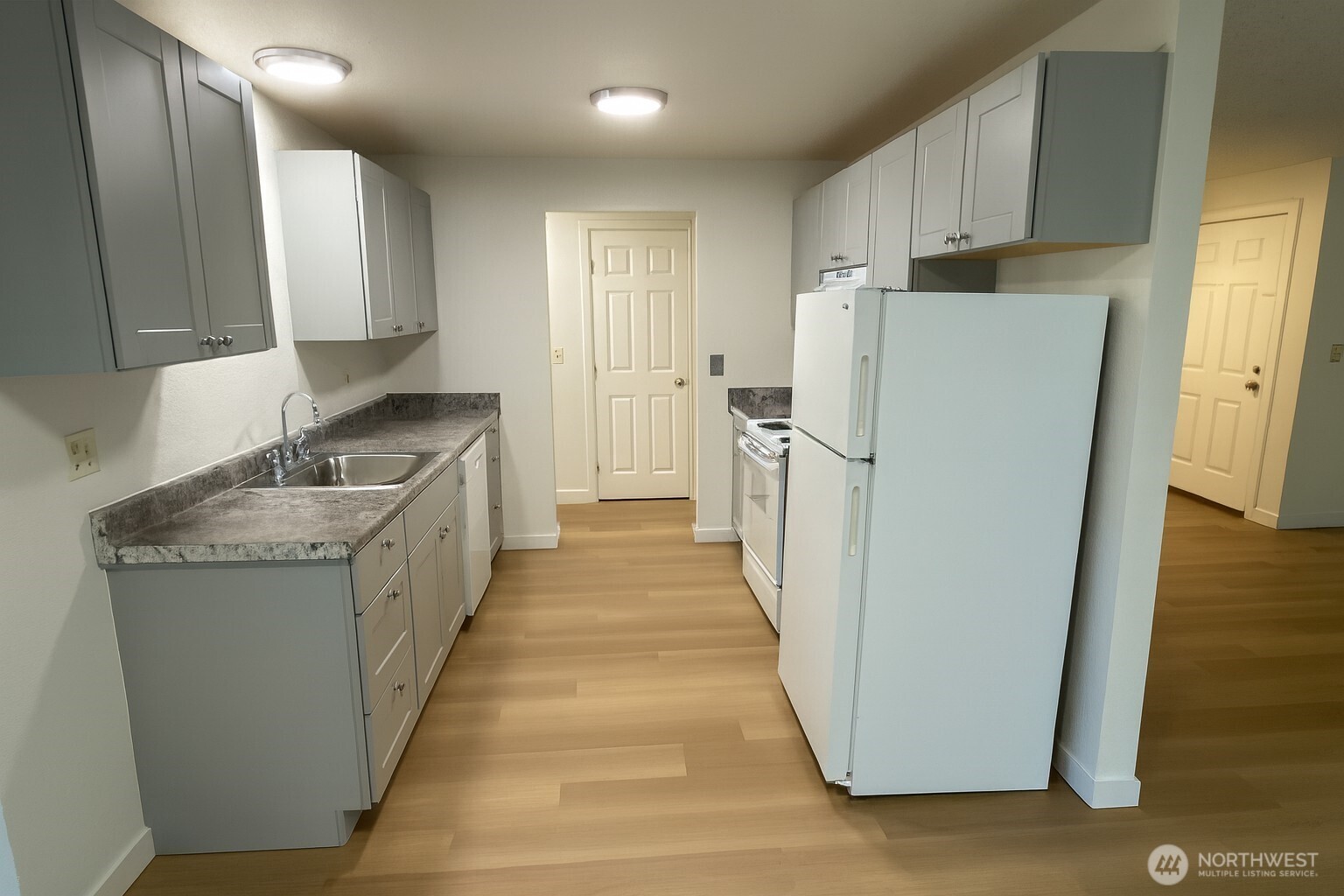 201 2nd Place SE, Pacific, WA 98047