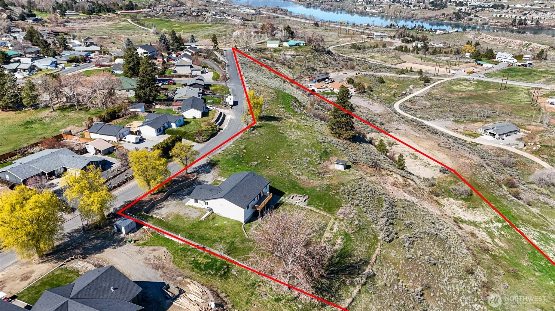 3063 Conarty Road , Malaga, WA 98828