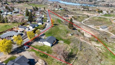 3063 Conarty Road , Malaga, WA 98828 - Photo 1