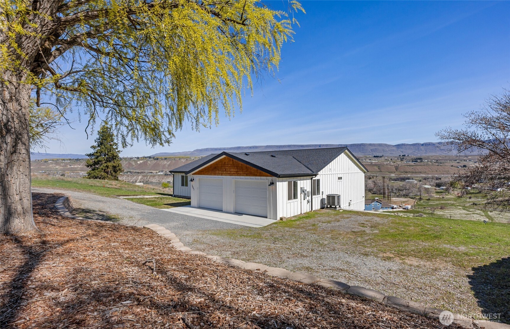 3063 Conarty Road , Malaga, WA 98828