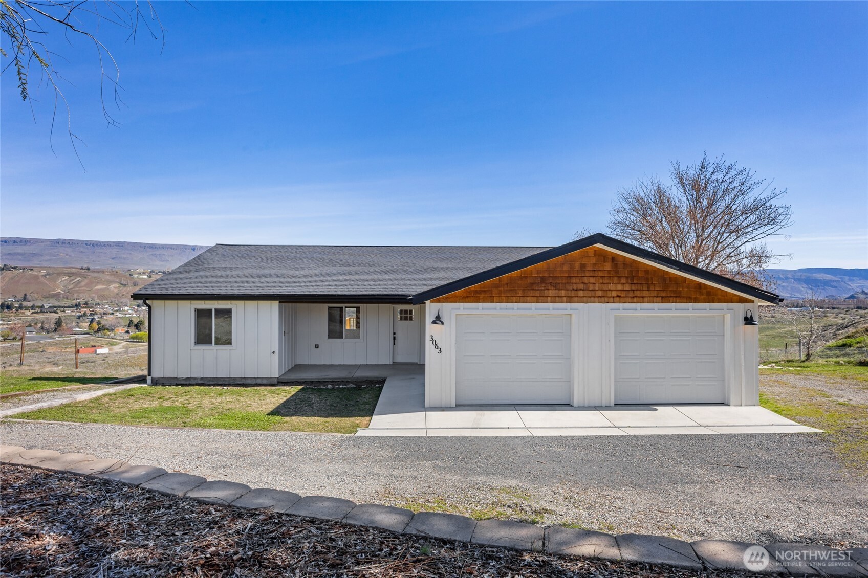 3063 Conarty Road , Malaga, WA 98828