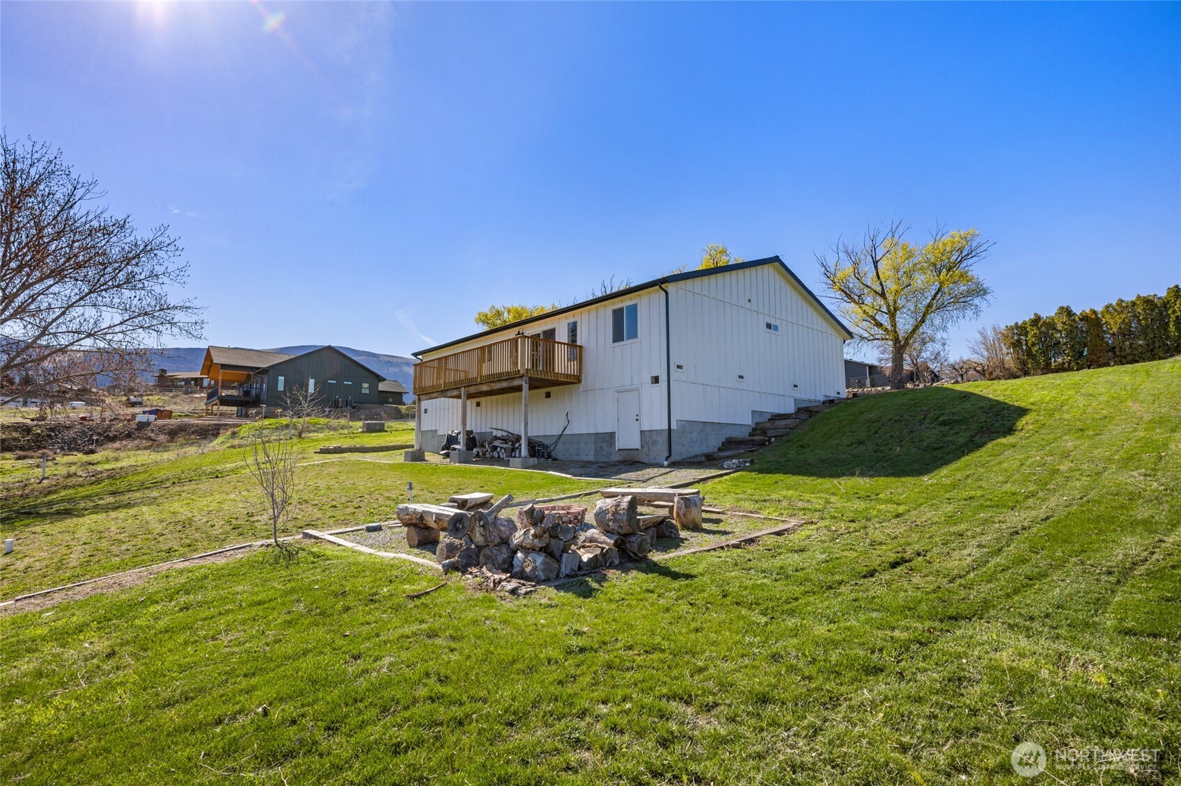 3063 Conarty Road , Malaga, WA 98828