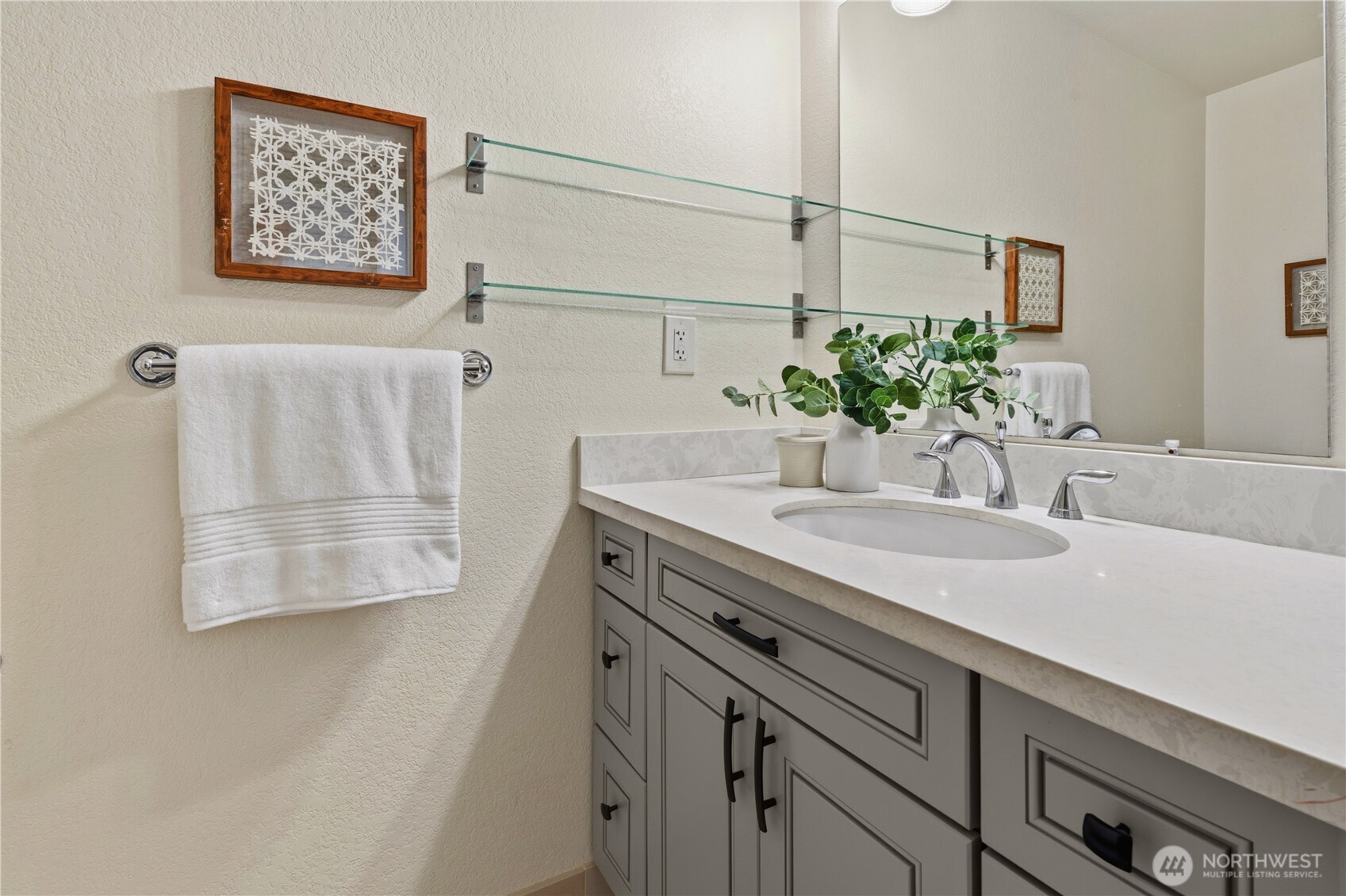 4317 209th Ave NE, Sammamish, WA 98074