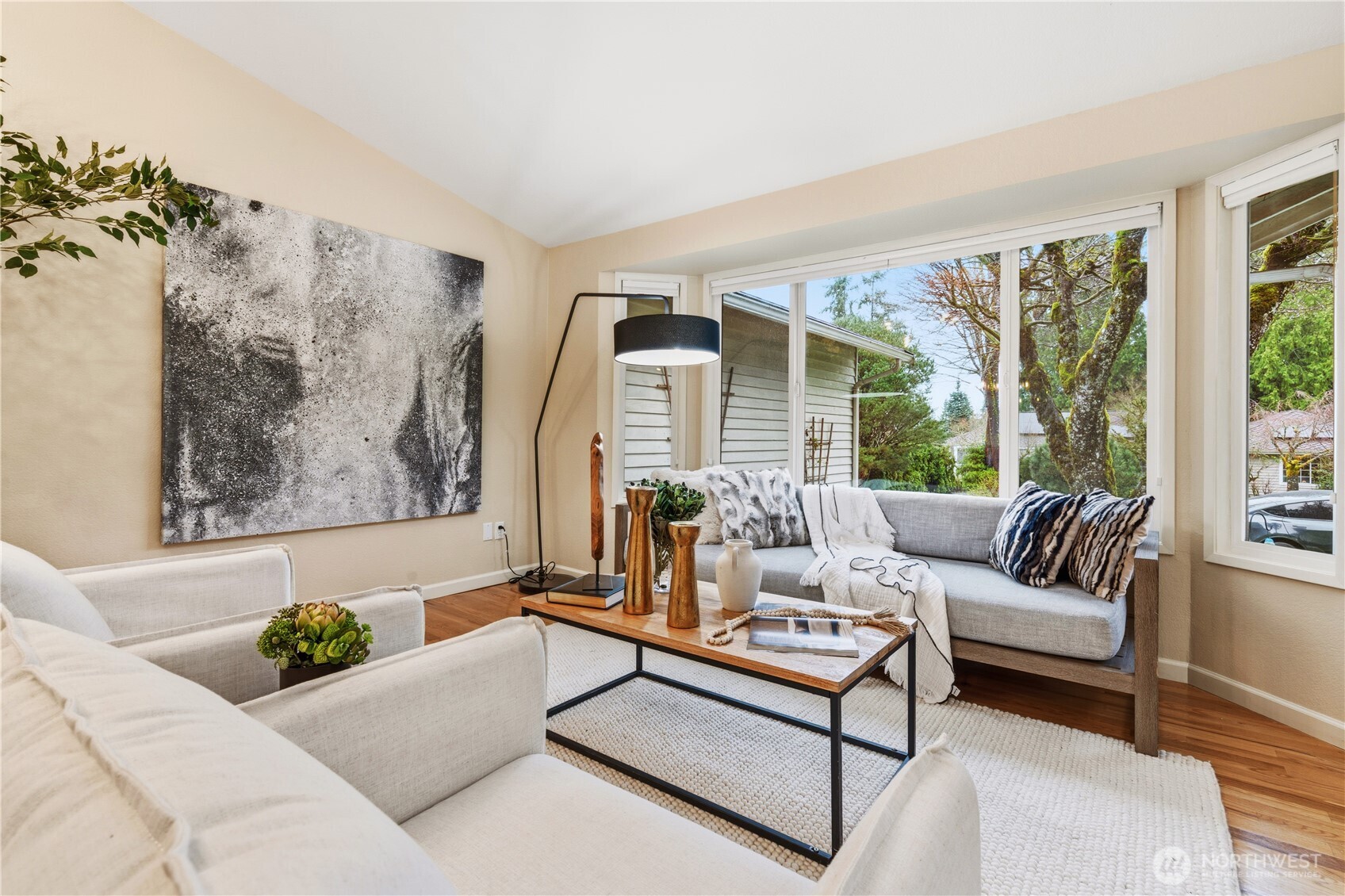 4317 209th Ave NE, Sammamish, WA 98074