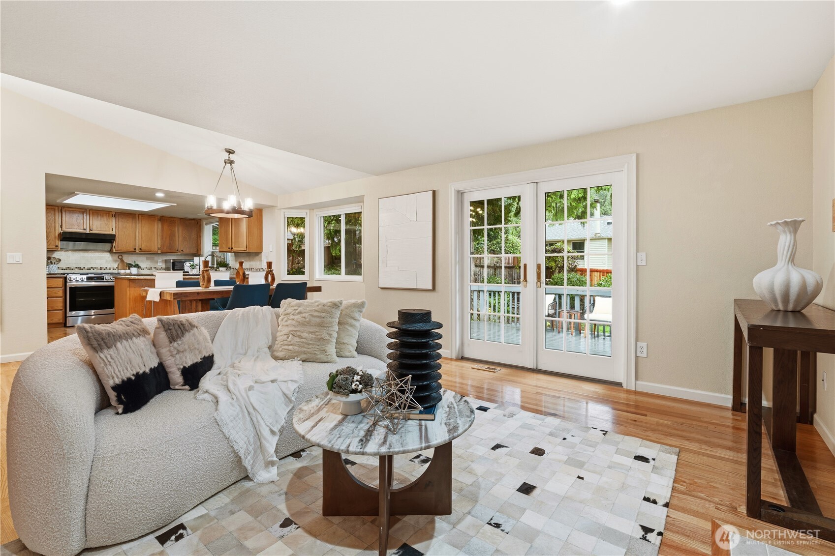 4317 209th Ave NE, Sammamish, WA 98074